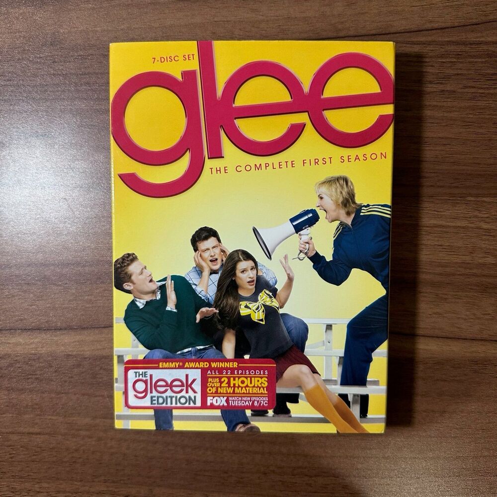 Glee The Complete First Season DVD Discs